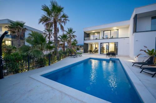 Villa image 5
