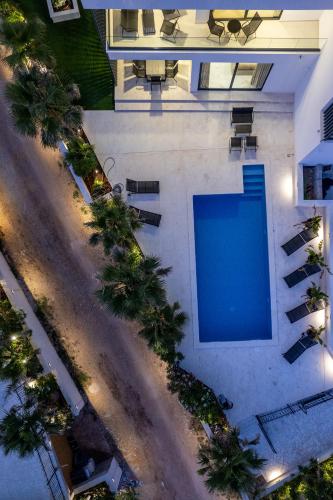 Villa image 2
