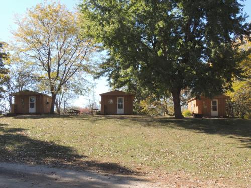 O'Connell's RV Campground Studio Cabin 1