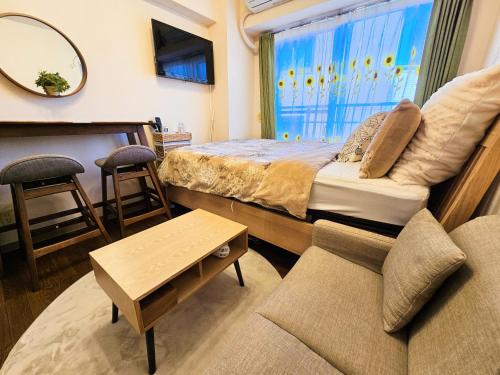 Cozy room Airport and Disneyland direct bus