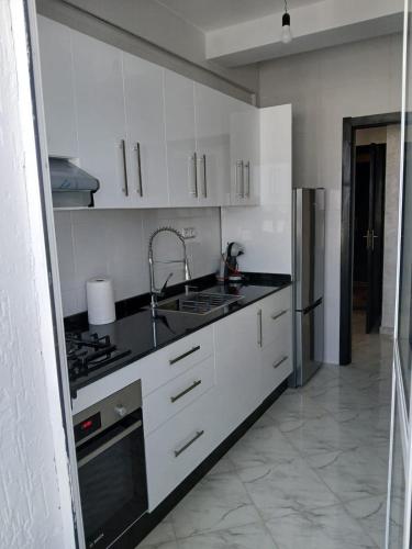 Seaview carabonita in 알 호세 이마