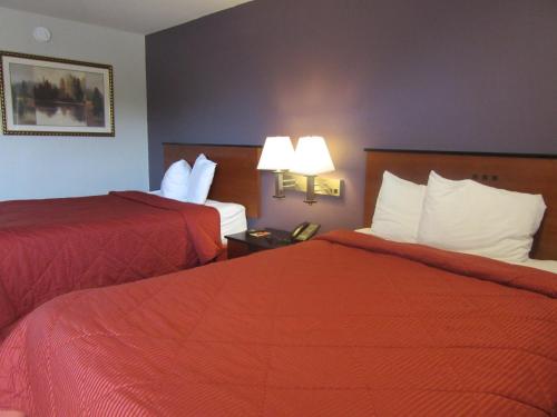 2 double beds