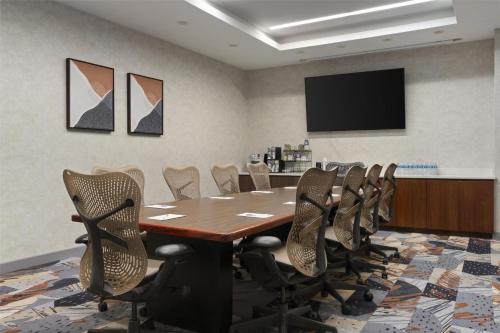 Hilton Garden Inn New York/Midtown Park Avenue - image 10