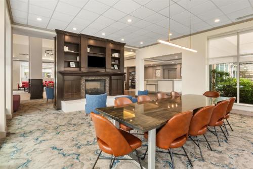 Hilton Garden Inn Atlanta Airport North - image 6