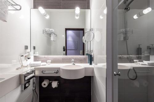 Single Room image 4