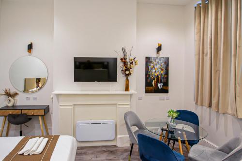 Hyde Park Superior Apartments, Londýn