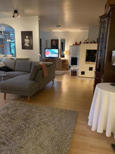 Villa Väinölä, tilaa rauhoittua (Villa Vainola, tilaa rauhoittua) in 阿拉武斯