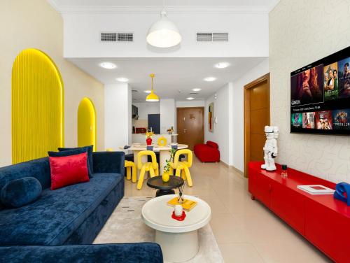 Amazing Design Colorfull Flat Palm Jumeirah View in Heart of Marina, Дубай (фото 5)