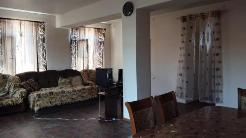 Welcome to Ashtarak in Ashtarak