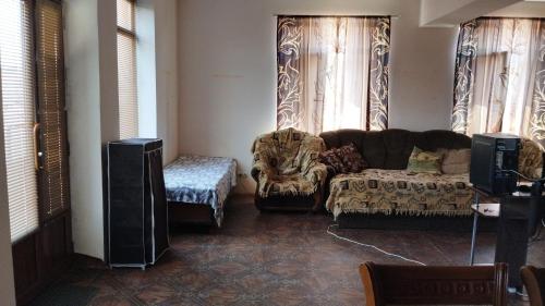 Welcome to Ashtarak in Ashtarak