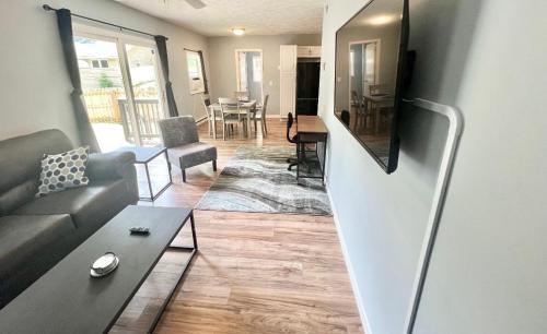 Aktivitātes, Newly Renovated Lakeside Cottage in Ravenna (OH)