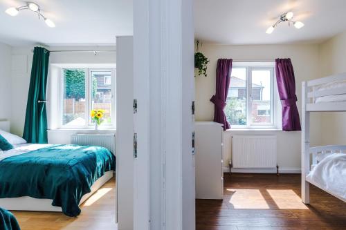 3 BR Property in Prestwich 15 mins from Manchester City Centre Garden Free parking Superfast WIFI Netflix, Mánchester (foto 10)
