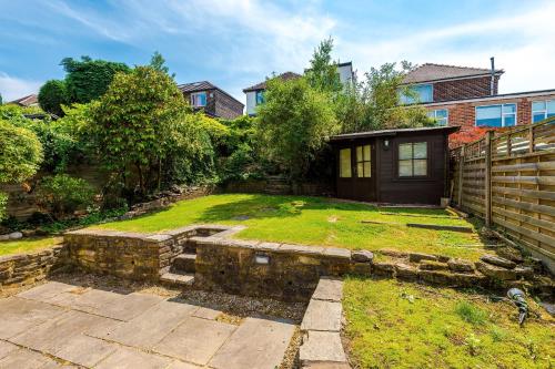 3 BR Property in Prestwich 15 mins from Manchester City Centre Garden Free parking Superfast WIFI Netflix, Mánchester (foto 7)