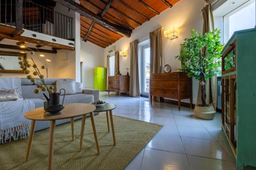 Maria Luxury Apartment with City View Terrace, Rome (photo 7)