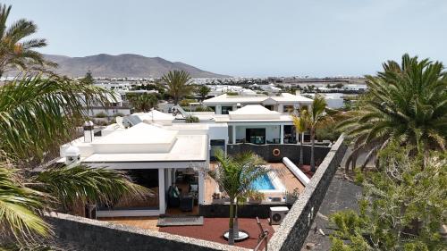 Villas Mamma Mia pool heat Private & Jacuzzi 2