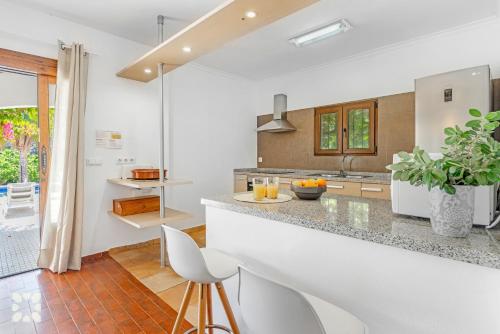 Villa Fumepacoon by Abahana Villas in Benissa
