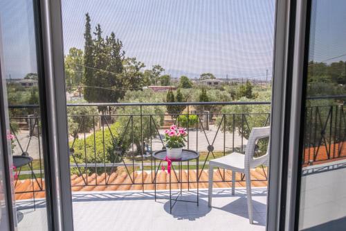 정원, Villa Olive & Stone Loutraki in 코린토스