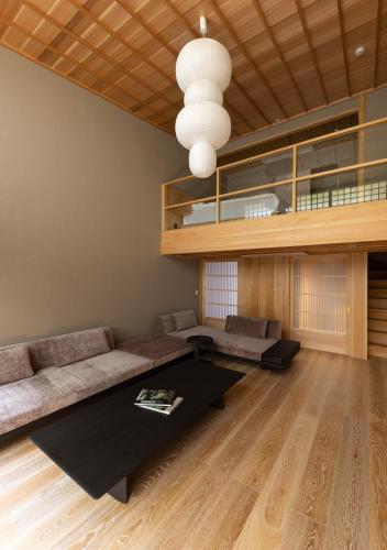 Machiya Hideaway in Enchanting Geisha District