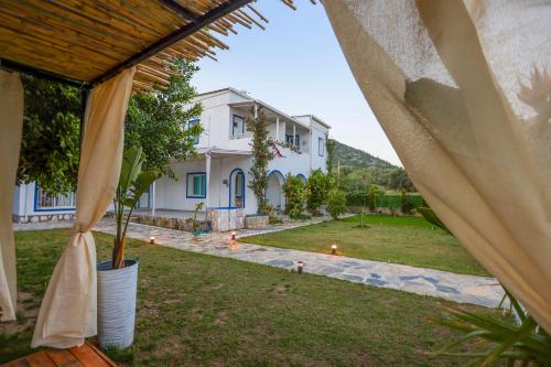 Yaliyani Motel Restaurant in Yaliciflik