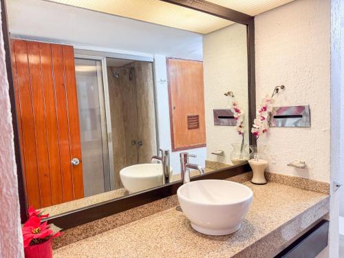 Condo with lagoon view & beach access :), Cancún (photo 3)