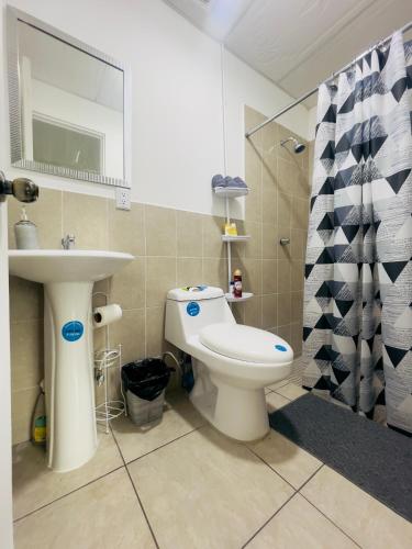 One-Bedroom Apartment image 3