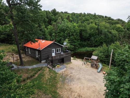 La Baraque cuddle & relax in Val-des-Lacs (QC)