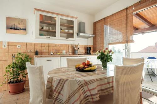 Apartment Kamenar 2