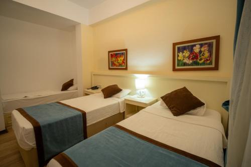 Economy Triple Room
