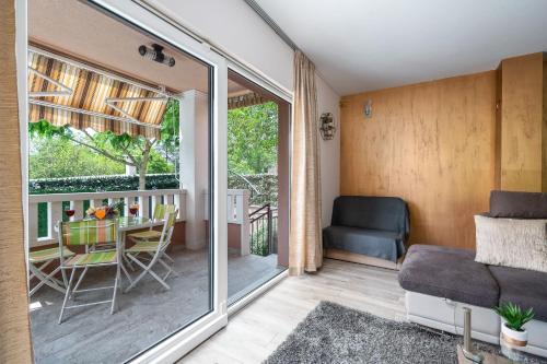 Villa Viktoria with private swimming pool in Gizdavac
