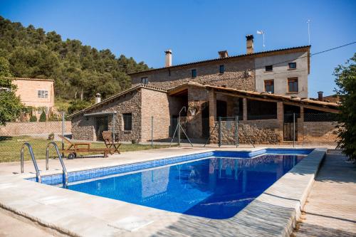 Úszómedence, Els Plans de Cornet in Sallent