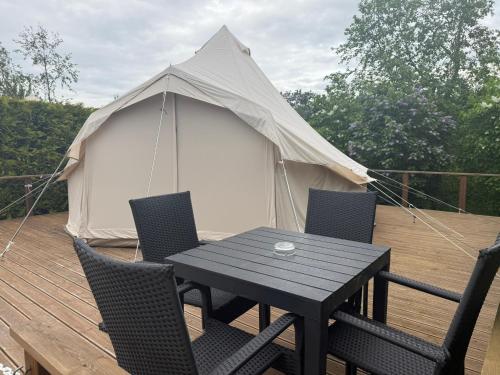 Mereoja Camping in Kortsialuse
