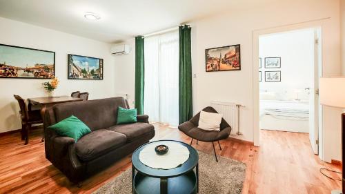 One-Bedroom Premium Apartment image 10