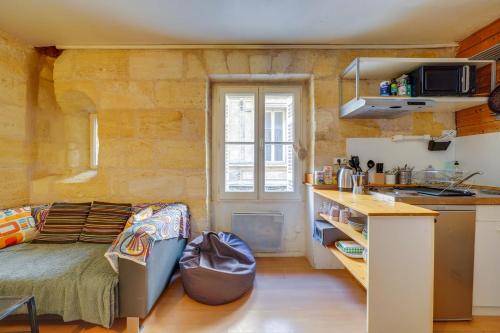 CHARMANT STUDIO DUPLEX 19 m2 - BORDEAUX CENTRE HISTORIQUE, Bordeaux (Foto 7)