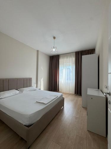 Tirana Lake View Premium Apartment, Tirana (Foto 5)