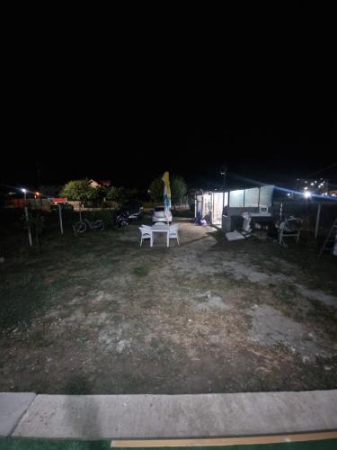 Seaward in คอสติเนสตี