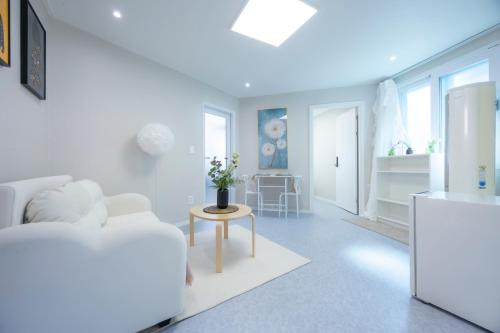 Miya house