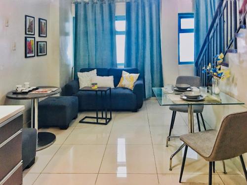 Best Value Stylish Loft Steps from Greenbelt Mall, Metro Manila