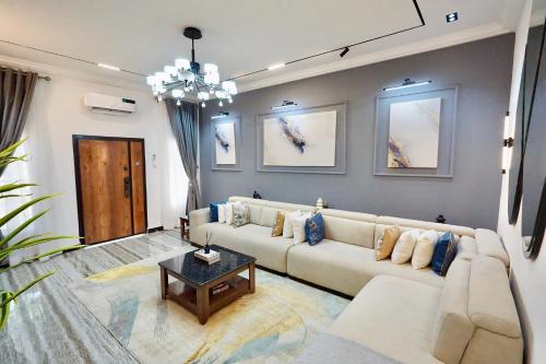 Hampton Suite by LSP HOMES Lekki Phase 1, Lagos (zdjęcie 8)