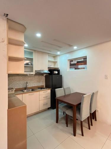 อพาร์ตเมนต์ 1 ห้องนอน 1 ห้องน้ำส่วนตัว ขนาด 30 ตร.ม. – อัปเปอร์ คากายัน เด โอโร (Primavera Residence  SM uptown City Cagayan de oro) in อัปเปอร์ คากายัน เด โอโร