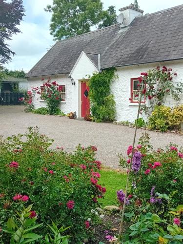 O'Neill's Self Catering Cottage- close to Cashel in ทิปเปอร์แรรี