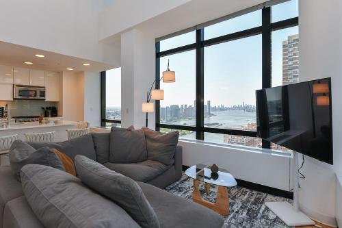 Opulent 2BR Duplex - Iconic Midtown Views, Nowy Jork (zdjęcie 2)