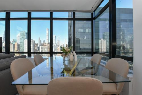Opulent 2BR Duplex - Iconic Midtown Views, Nowy Jork (zdjęcie 8)