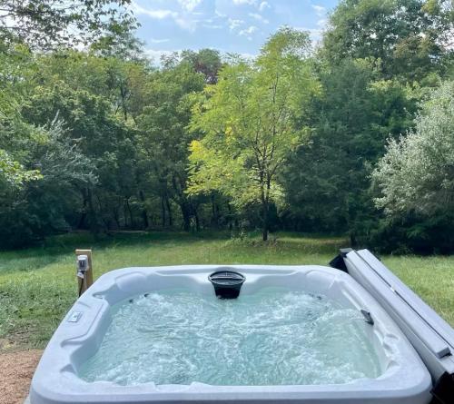 Boblebad, The Firefly Lodge at Shenandoah in Rileyville