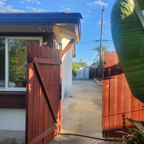 Cozy & Private Room in Goleta in Goleta (CA)