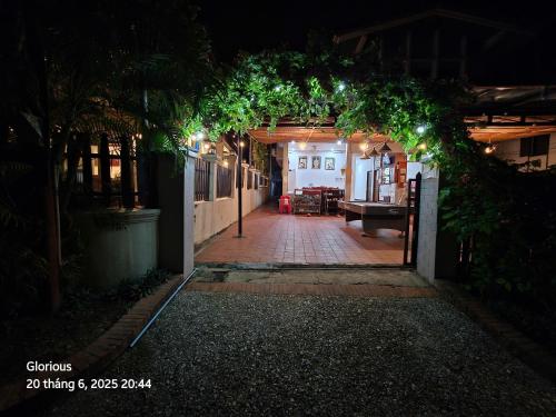 Exterior view, Aurora Hostel in Riverfront