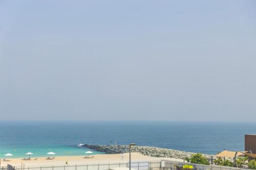 Beach, La Mer 1BR Ocean View 4 Pax near SIKKA Cafe - La Mer