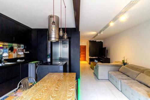 Loft aconchegante com amplo terraço na Augusta ao lado da Paulista, São Paulo