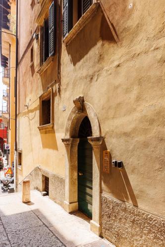 Stelle di Verona Altair, Verona (fotografie 7)