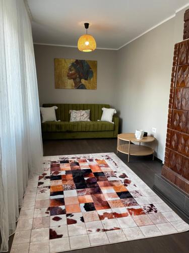 Casa Din Deal in ฮูซี่