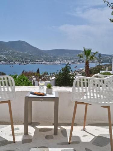 Triple Room with Sea View image 2